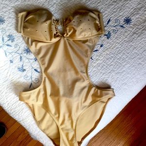 Like New! Apollo Swimwear Gold Minokini 💕💜💕